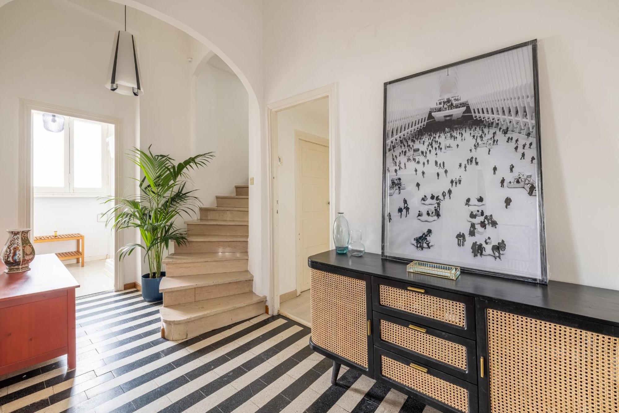 Elegant Penthouse With Terrace Appartamento