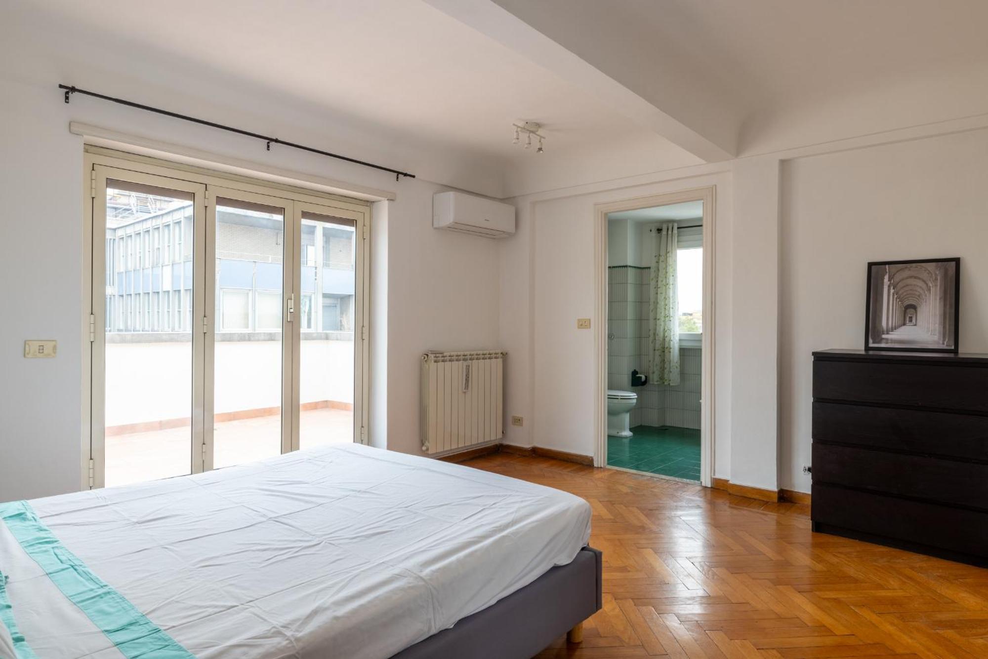 Appartamento Elegant Penthouse With Terrace